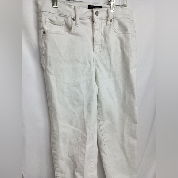 2/$30 Banana Republic Slim Butterly White Jeans-(#1,419) - Picture 6 of 8